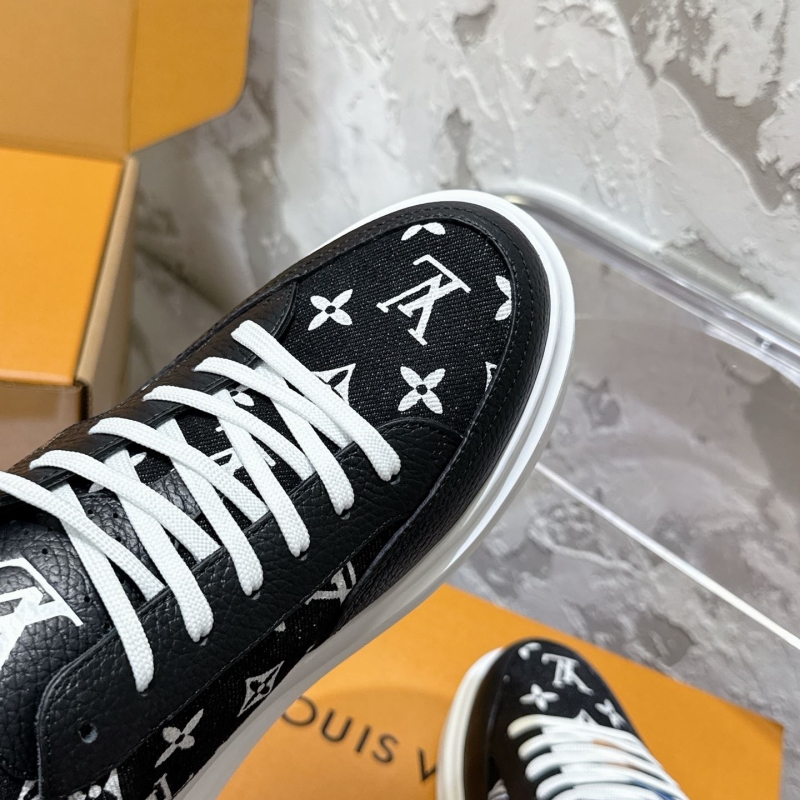 l0vis Vvtt0n trainer sneaker